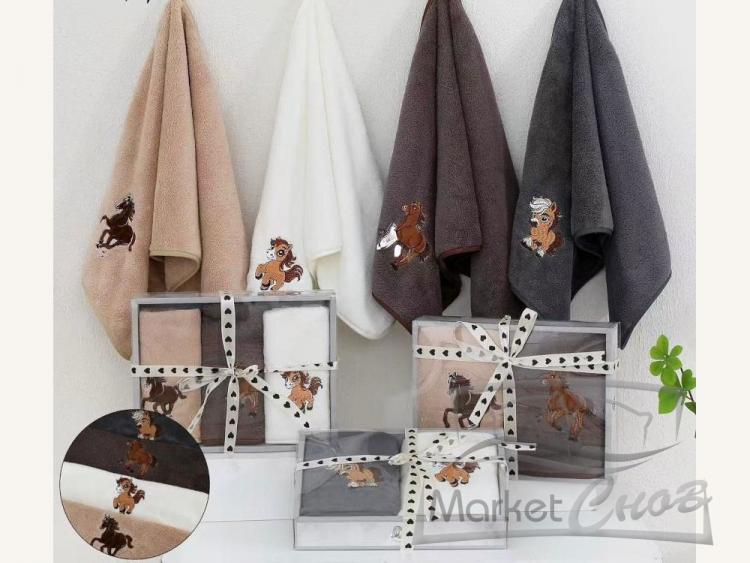 Набор символ года  в коробке Лошадка 25*50 (3шт) арт.T-79